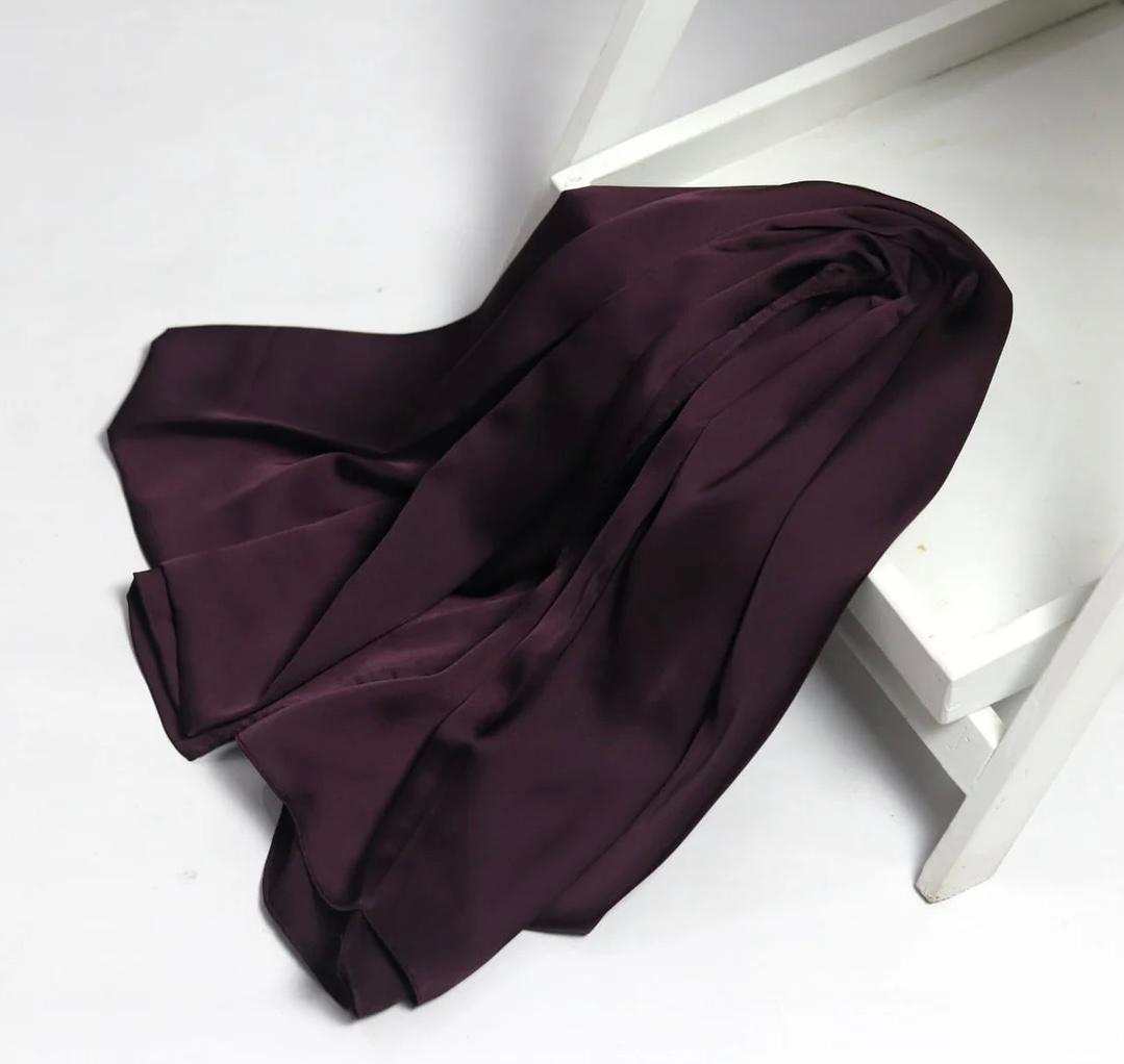 Crinkle Silk Hijab - BERGUNDY